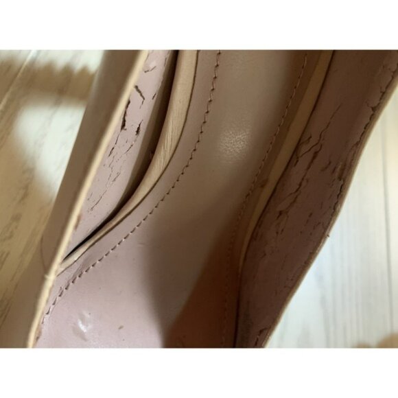 Vince Camuto tan with Gold Spikes Pumps/Platform - size 38. Size 7.5 Or 8 USA - Picture 13 of 16